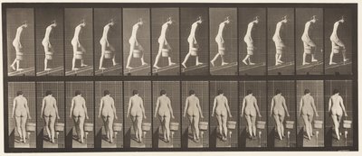 Plate 84. Stigende skråning, bøtte med vann i høyre hånd av Eadweard Muybridge