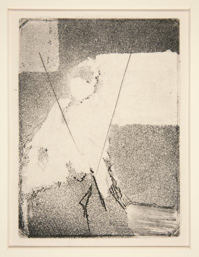 Sittende kvinne i panser og sjal av Edgar Degas