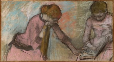 Unge jenter ser på et album, ca. 1884 (pastell på papir lagt ned på kort) av Edgar Degas