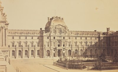 Cour Napoléon og Pavillon Sully sett fra Turgot-fløyen i Louvre, Paris av Édouard Baldus
