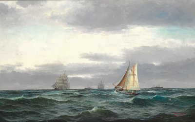 Marine med flere skip, grå regntunge skyer og litt blå himmel av Edvard Skari