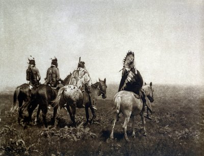 Indisk kriger (The Apsaroke) rir på sletten av Edward Sheriff Curtis