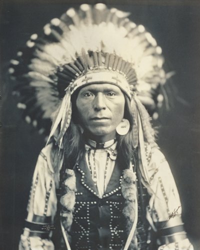 Red Thunder, Nez Perce (nevø av høvding Joseph) av Edward Sheriff Curtis