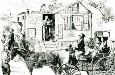 Besøk av en fotograf til en avsidesliggende township av Edwin Austin after Abbey