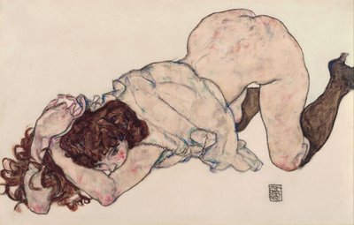Knelende jente, hviler på begge albuer, 1917 av Egon Schiele