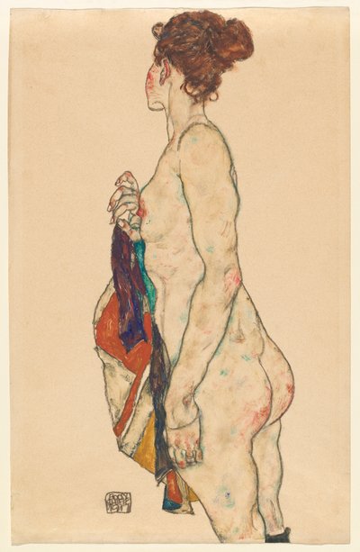 Stående naken med en mønstret kappe, 1917 av Egon Schiele
