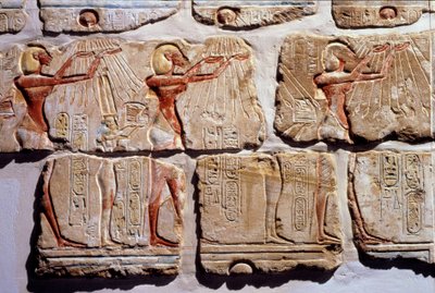 Egyptisk antikvitet: "" The adoration of the sun"" Fragment av veggen i gres fra Amenophis IV til Luxor. 1365-1360 f.Kr. 18. dynasti av Egyptian 18th Dynasty