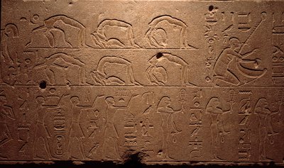 Egyptisk antikken: detalj av en gravert freskomaleri som viser dansere, contortionists og musikere. Periode med dronning Hatshepsut (Hatshepsut) 18. dynasti. Luxor, egyptisk kunstmuseum av Egyptian 18th Dynasty