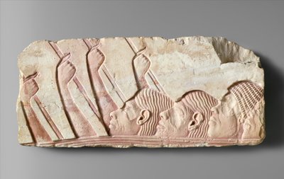 Utlendinger i prosesjon, ca. 1345 f.Kr. (malt kalkstein) av Egyptian 18th Dynasty