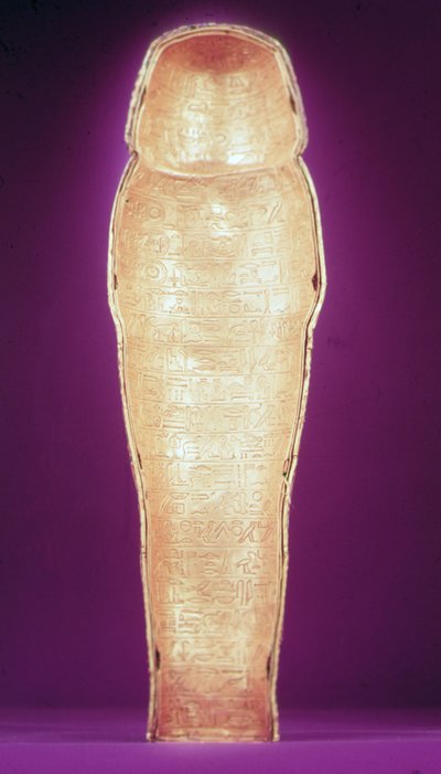 Interiør i en av de baldakinske kistene, fra Tutankhamons grav (ca. 1370-1352 f.Kr.) New Kingdom (slått gull) (se også 227991-2) av Egyptian 18th Dynasty