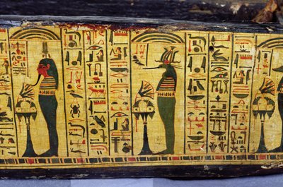 Detalj av den ytre kistebunnen til mumien til Nesyamun, muligens funnet i Deir El-Bahri, New Kingdom, ca. 1100 f.Kr. (malt tre) av Egyptian 20th Dynasty