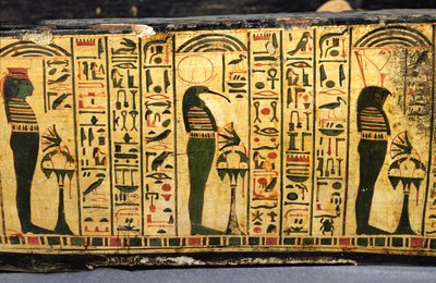 Detalj av den ytre kistebunnen til mumien til Nesyamun, muligens funnet i Deir El-Bahri, New Kingdom, ca. 1100 f.Kr. (malt tre) av Egyptian 20th Dynasty