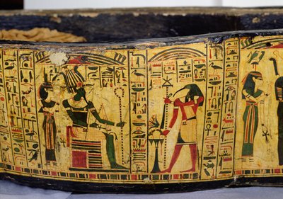 Detalj av den ytre kistebunnen til mumien til Nesyamun, muligens funnet i Deir El-Bahri, New Kingdom, ca. 1100 f.Kr. (malt tre) av Egyptian 20th Dynasty