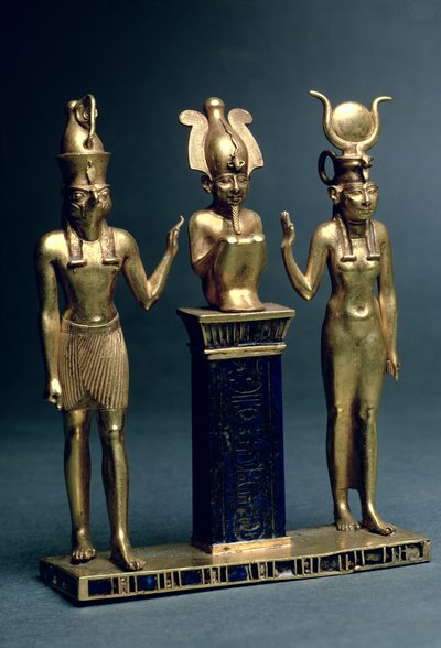 Triade av Osorkon II: Osiris flankert av Isis og Horus, tredje mellomperiode, ca. 874-850 f.Kr. (gull og lapis lazuli) av Egyptian 22nd Dynasty