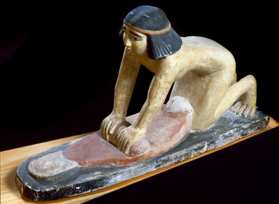 Egyptisk antikvitet: "" egyptisk knusing av frokostblandinger for å lage brød"" Figur. 5. dynasti. 2400 f.Kr. Firenze, Museo Archeologico av Egyptian 5th Dynasty