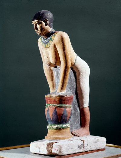 Egyptisk antikvitet: "" egyptisk bygg for å lage øl"" Figur. 5. dynasti. 2400 f.Kr. Firenze, Museo Archeologico - Egyptiske antikviteter: Egyptisk kvinne som filtrerer byggbrød for å lage øl. Figur. 5. dynasti. 2400 f.Kr. Nasjonal arkeologisk M av Egyptian 5th Dynasty