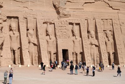  av Egyptian Egyptian