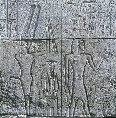 Egypt, antikkens Theben, Luxor, Karnak, relieff av guden Min og Filip III Arrhidaeus ved Amons store tempel av Egyptian Egyptian