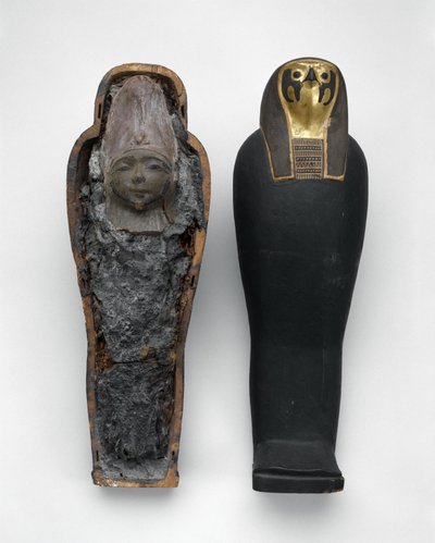 Falkeformet kiste med kornmummi, 332-30 f.Kr. (malt og forgylt tre, korn, jord, lin og voks) av Egyptian Ptolemaic Period