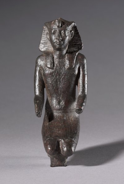 Statuett av knelende konge, gresk-romersk periode, 304-30 f.Kr av Egyptian Ptolemaic Period