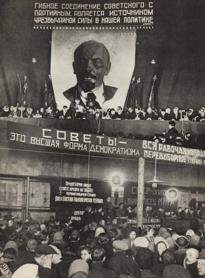 Sovjet - den høyeste formen for demokrati. Illustrasjon fra USSR Builds Socialism, 1933. av Eliezer Markowich Lissitzky