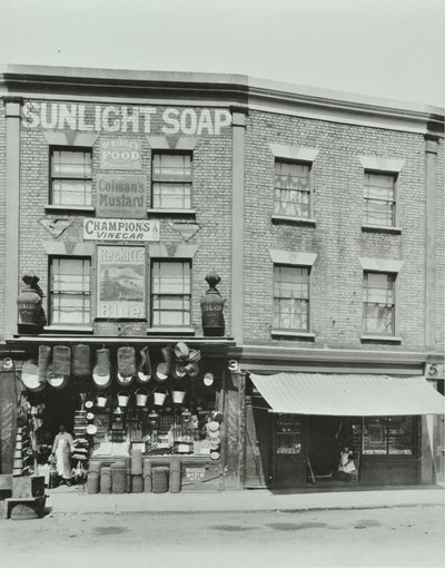 3-4 Gainsborough Road: forhøyninger, London, 1899 av English Photographer