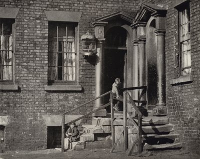 A Corner of Old Liverpool (s/hvitt bilde) av English Photographer