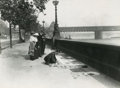 En fortaukunstner på vollen av English Photographer