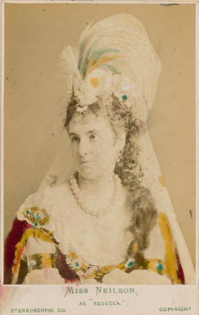 Adelaide Neilson av English Photographer