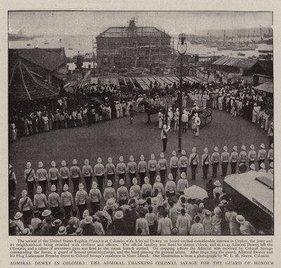 Admiral Dewey i Colombo, admiralen takker oberst Savage for æresvakten av English Photographer