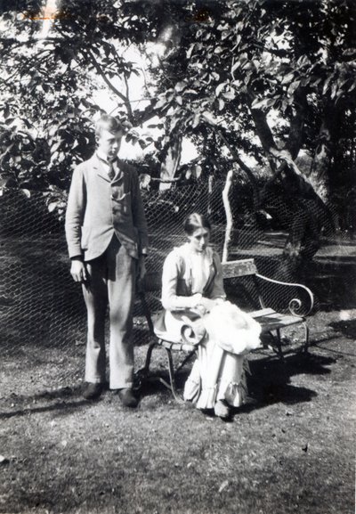 Adrian og Virginia Stephen, 1900 (bw-bilde) av English Photographer