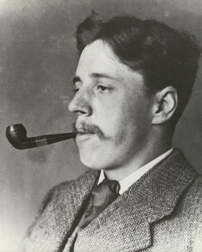 Arnold Bennett, røyker pipe, portrett (s/hvitt-bilde) av English Photographer