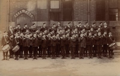 Boys' Brigade Band, antagelig (s/h-bilde) av English Photographer