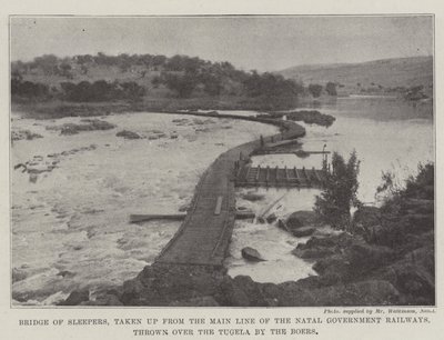 Bridge of Sleepers, tatt opp fra hovedlinjen til Natal Government Railways, kastet over Tugela av boerne av English Photographer