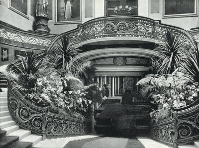 Buckingham Palace, Grand Staircase (s/hvitt bilde) av English Photographer