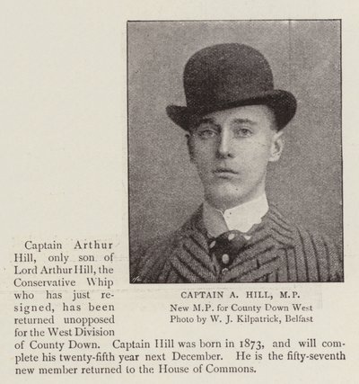 Captain A Hill, MP av English Photographer