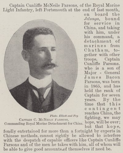 Kaptein C McNeile Parsons, kommanderende Royal Marine Detachment for Kina av English Photographer