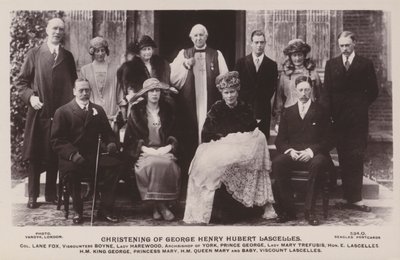 Dåp av George Henry Hubert Lascelles av English Photographer