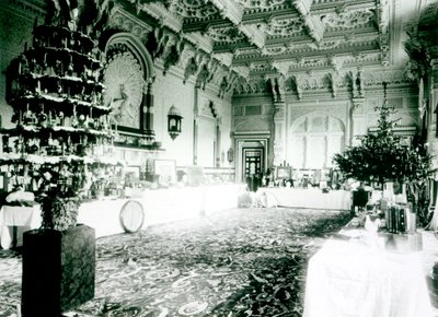Julebord i Durbar-rommet på Osborne House, 1900 av English Photographer
