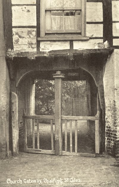 Church Gateway, Chalfont St Giles, Buckinghamshire (s/hvitt-bilde) av English Photographer
