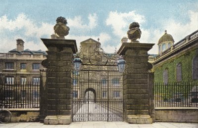 Clare College Gateway av English Photographer