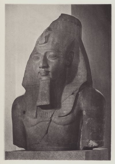 Kolossalt hode av Rameses II (s/h-bilde) av English Photographer