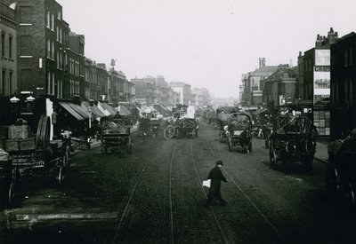 Commercial Road, London av English Photographer