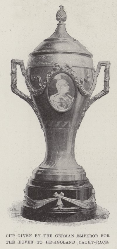 Cup gitt av den tyske keiseren for Dover til Helgoland Yacht-Race av English Photographer