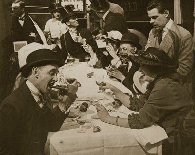 Derby Day lunsjfest, trykk av Horace W. Nichols, ca. 1910 (fotogravyr) av English Photographer