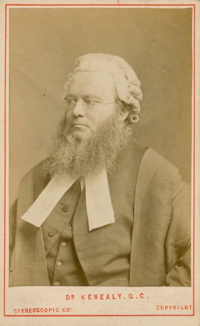 Dr Kenealy, QC av English Photographer