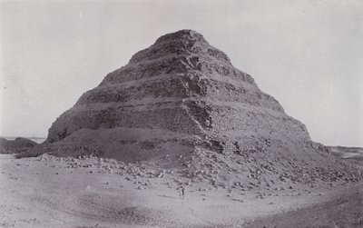 Egypt: Trinnpyramiden ved Sakkara (s/hvitt bilde) av English Photographer