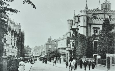 Ellerker College for Daughters of Gentlemen, Richmond Hill, Richmond: generell syn, 1895 av English Photographer