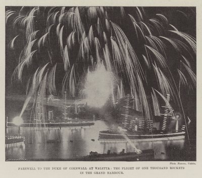 Farvel til hertugen av Cornwall ved Valetta, Flight of One Thousand Rockets i Grand Harbor av English Photographer