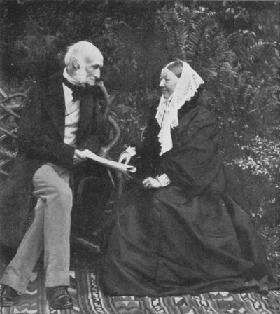 Florence Nightingale og Sir Harry Verney på plenen ved Claydon House, 1889 av English Photographer
